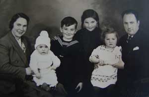 Tante Agnes * Ute * Holger * Gertraude * Almut * Onkel Eugen