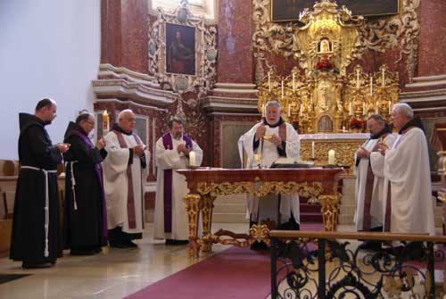 Wallfahrtskirche Weggental Franziskaner Messe